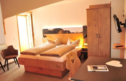 Steinach Bed & Breakfast | Vacation apartment 349 - Pension Vendel