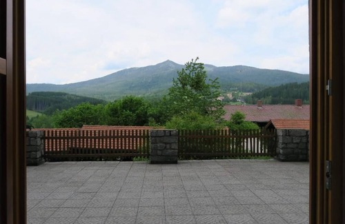 Schwarzenbach Apartment | Vacation apartment (40sqm) with large terrace and magnificent mountain view of the Osser
