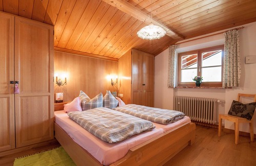 Egern Bed & Breakfast | Vacation apartment 9 - Guest house Ferienwohnungen Liedschreiber GbR
