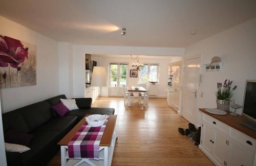 Alt-Travemunde/Ronnau Apartment | Vacation apartment Alte Liebe 2
