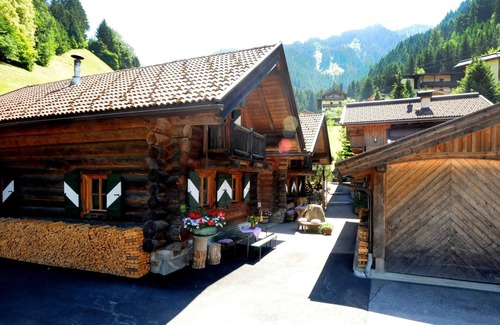 Mayrhofen Apartment | Vacation apartment/apartment for 7 guests with 90m² in Mayrhofen (184441)