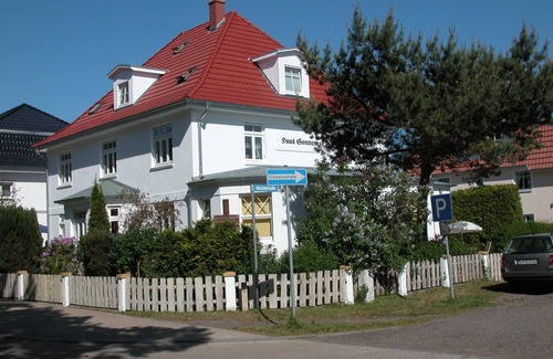 Ostseebad Dierhagen Apartment | Vacation apartment/apartment for 4 guests with 90m² in Dierhagen (265940)