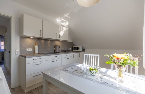 Holtgast Apartment | Vacation apartment/apartment for 6 guests with 75m² in Holtgast (272502)