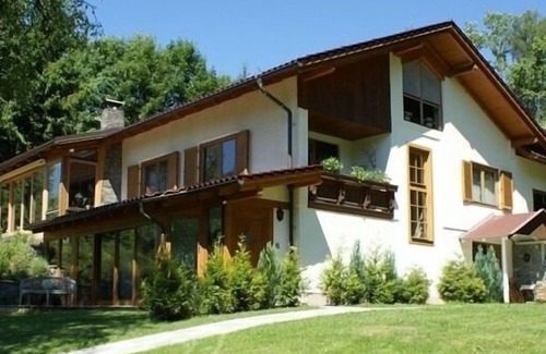 Steuerberg Apartment | Vacation apartment/apartment for 4 guests with 93m² in Pölling (268537)