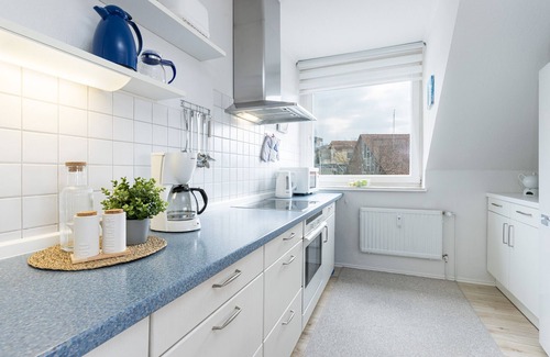 Laboe Apartment | Vacation apartment/apartment for 4 guests with 84m² in Laboe (294504)