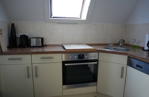 Potsdam West Apartment | Vacation apartment/attic apartment in Potsdam near Sanssouci Park and Havel Lakes