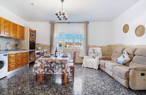 Villaverde Apartment | Vacation Apartment 'Casa Tomás A' with Mountain View, Shared Pool and Wi-Fi