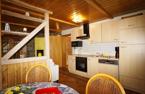 Wiek Apartment | Vacation apartment close to the beach with sea view - Ferienhaus Strandlatscher FeWo 02