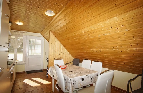 Wiek Apartment | Vacation apartment close to the beach with sea view - Ferienhaus Strandlatscher FeWo 03