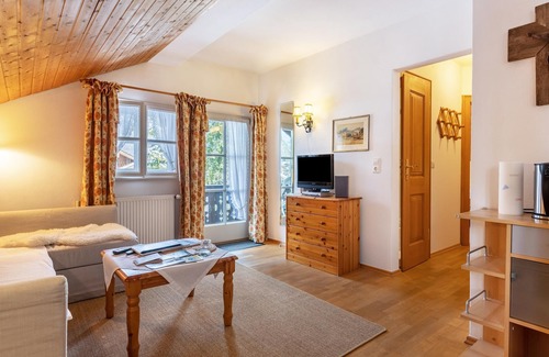 Bayrischzell Apartment | Vacation apartment Wendelstein - House Annamirl with beautiful balcony