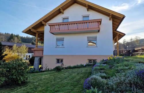 Bischofsmais Apartment | Vacation apartment 97sqm with 2 bedrooms and balcony