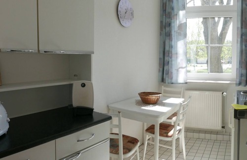 Klein Quassow Apartment | Vacation apartment downstairs in the manor house - Feriendorf Großer Labussee 202
