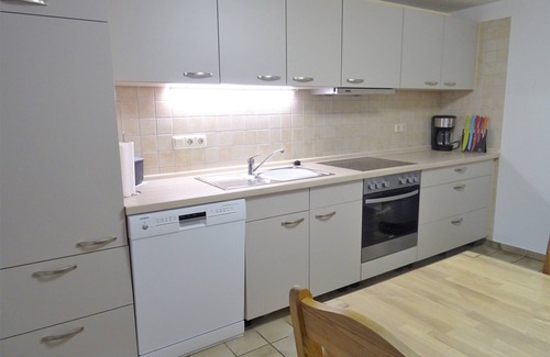 Oeversee Apartment | Vacation apartment downstairs - Ischmund: Cozy vacation apartment in the far north