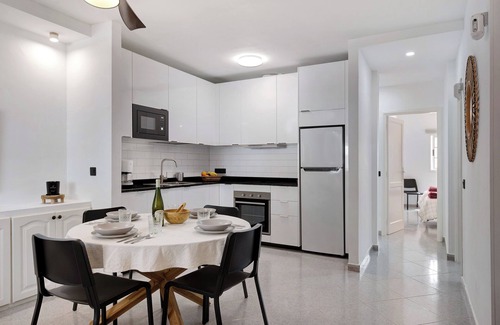 Playa Honda Apartment | Vacation Apartment 'Casa Albazul' with Private Terrace and Wi-Fi