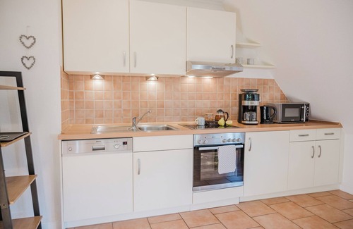 Vadersdorf Apartment | Vacation apartment half-timbered house "Westen oben" - Bauernhof Hopp