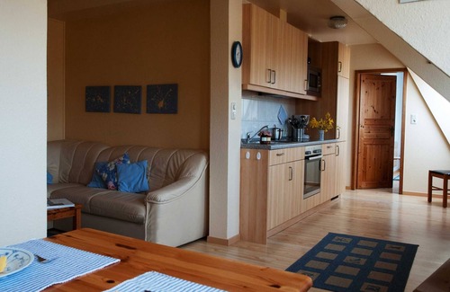 Stenderup Apartment | Vacation apartment Hofblick - Ferienhof Börsby - Holiday apartment Hofblick