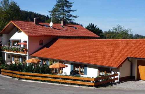 Fuessen Apartment | Vacation apartment "Hohenschwangau in the Königstraße vacation home "