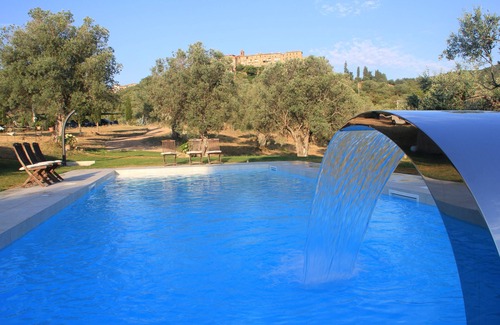 Caldana Apartment | Vacation apartment in Tuscan stone house with panoramic pool and air conditioning