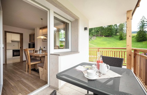 Santa Cristina Val Gardena Apartment | Vacation Apartment "Comfort2 La Mana" with Mountain View, Wi-Fi & Garden