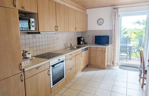 Kating Apartment | Vacation apartment Kleeblatt-Dairy for 5 people near Tönning