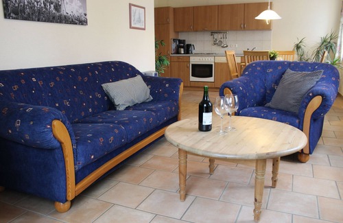 Schwackendorf Apartment | Vacation apartment Ostseeanleger - OSTSEE-Ferienwohnungen