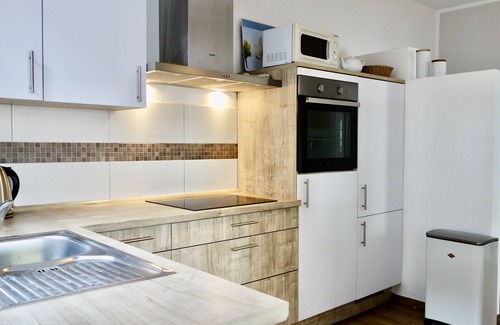 Emden Apartment | Vacation apartment on the Delft - functional with a fantastic view of the Delft and a great location