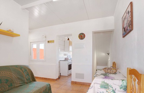 Tacoronte Apartment | Vacation Apartment 'Paraíso' with Mountain View, Private Terrace and Wi-Fi