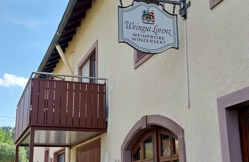 Oberemmel Apartment | Vacation apartment RIVANER - Weingut-Ferienwohnungen Lorenz - vacation guests only