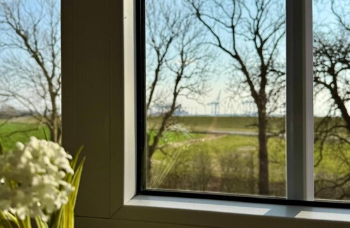 Imsum Apartment | Vacation apartment Seelöwe directly on the dike near the Ochsenturm