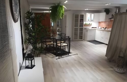 Macher Apartment | Vacation Apartment 'Villa Lilli' with Sea View, Private Pool and Wi-Fi