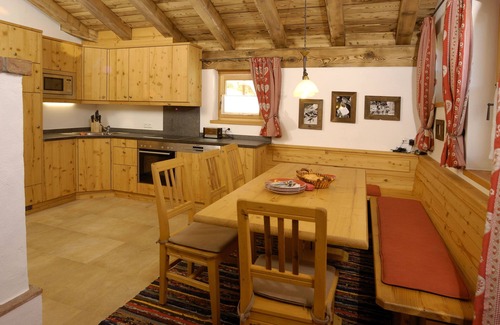 Hochkrimml Ski Chalet | Vacation apartment with sauna for 6 people in Silberleiten/Zillertal Arena