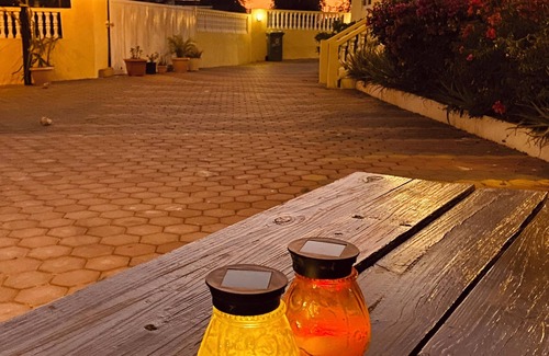 Willemstad Apartment | Vacation apartment with pool