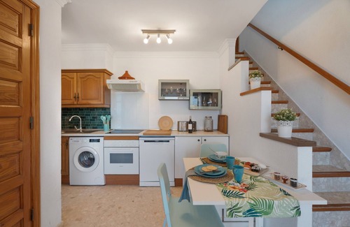 Complejo turistico Amarilla Golf Apartment | Vacation 'Atlantic Color Views' with Sea View, Shared Pool and Wi-Fi