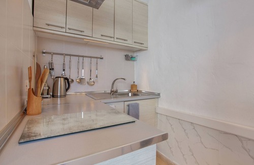 Macher Apartment | Vacation 'Camelio' with Mountain View, Private Pool and Private Terrace
