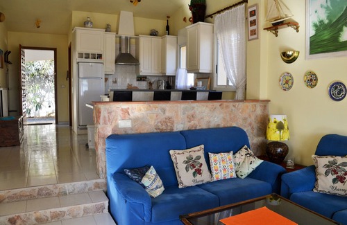 Tossa de Mar House | Vacation chalet with a swimming pool, dogs are allowed