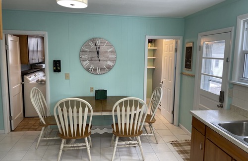 Stevensville House | Vacation Compound - 2 Separate Cottages