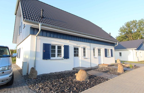 Altefaehr House | Vacation cottage Mermaid