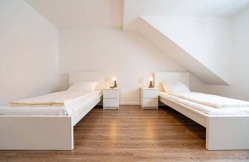 Ludwigshafen-Friesenheim Apartment | Vacation apartment/apartment for 6 guests with 80m² in Ludwigshafen am Rhein (250254)