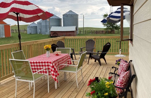 Saint Anthony House | Vacation Farm, House, sleeps 5, access to adjacent to a 160 acre pasture