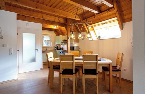 Dorumer Neufeld House | Vacation home Watt'n Huus. Cozy and flooded with light.