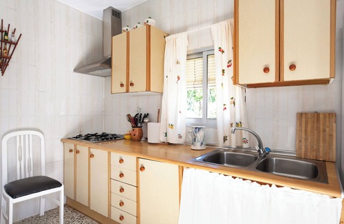 San Ambrosio House | Vacation Home "Las Niñas" with Sea View, Private Terrace & Garden