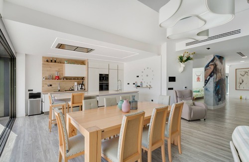 Telde Apartment | Vacation 'Heaven Ocin' with Sea View, Wi-Fi and Air Conditioning