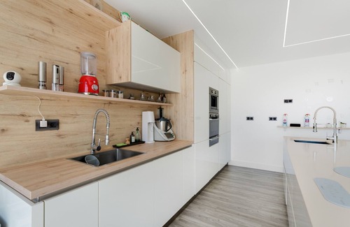 Telde Apartment | Vacation 'Heaven Ocin' with Sea View, Wi-Fi and Air Conditioning