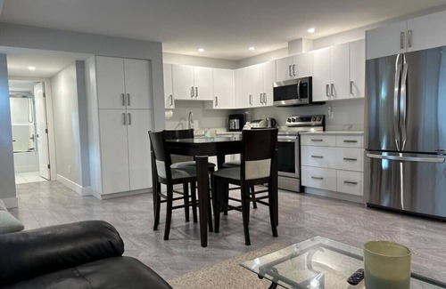 Colwood Condo | Vacation Hilltop Hideaway