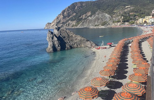 Cinque Terre Apartment | Vacation home ACCIUGA