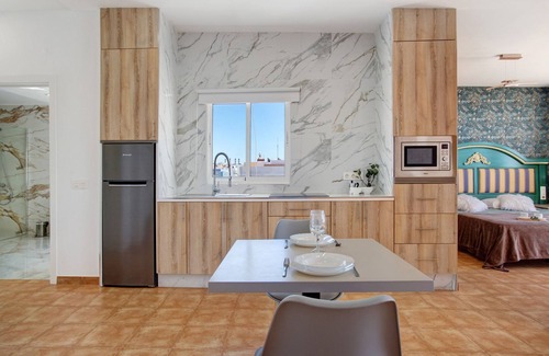 Puerto del Rosario House | Vacation Home 'Apartamento Olas y Mar' with Sea View, Private Terrace and Wi-Fi