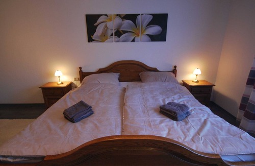 Nordgeorgsfehn House | Vacation home An der Fehnroute 35660 - Holiday home An der Fehnroute