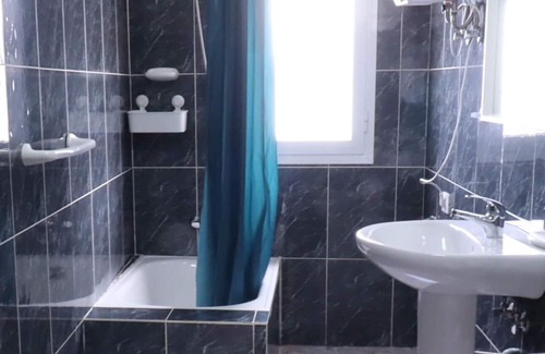 Caleta de Famara Apartment | Vacation Home 'Apto Olas 3 Alto' with Sea View & Wi-Fi