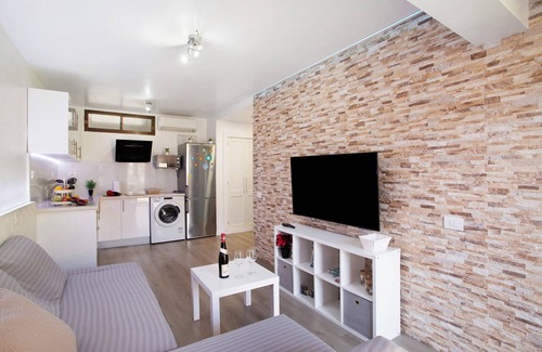 Puerto Rico Apartment | Vacation Home "Bungalow Eden" with Shared Pool & Wi-Fi