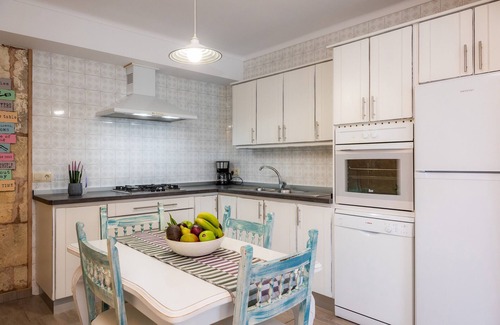 Santa Margalida House | Vacation Home "Casa Cantino" with Pool, Wi-Fi & Terrace